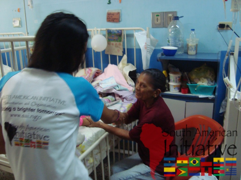 SAI supports families who have to take care of their patients in the hospital with humanitarian aid.
